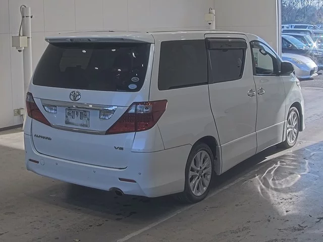 Toyota Alphard II