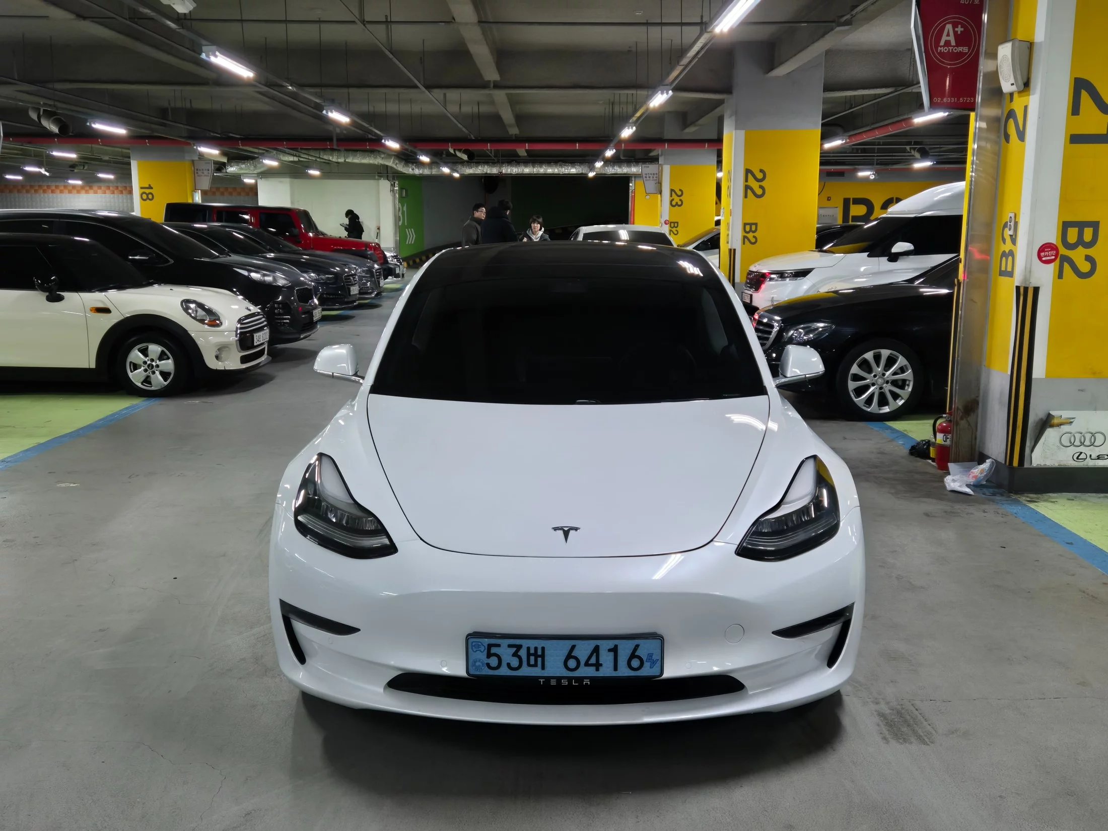 Tesla Model 3 I