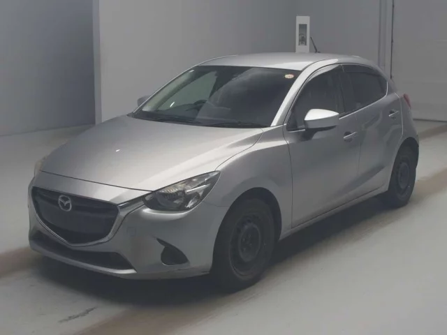 Mazda Demio Лот № 24051 2015