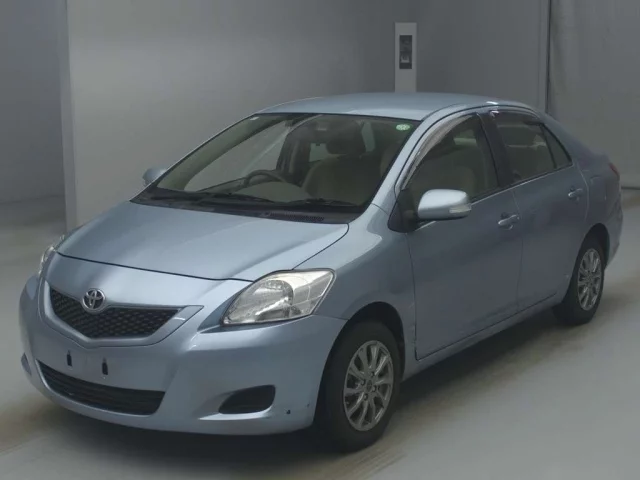 Toyota Belta I