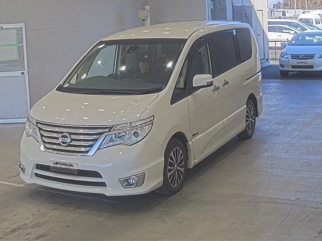 Nissan Serena IV (C26)