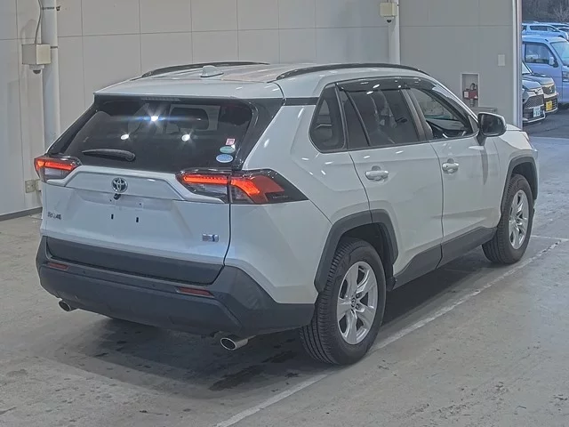 Toyota RAV4 V (XA50)