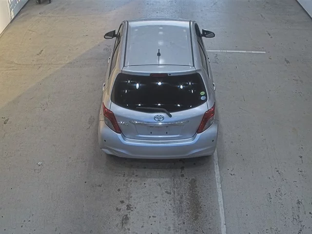 Toyota Vitz III (XP130)