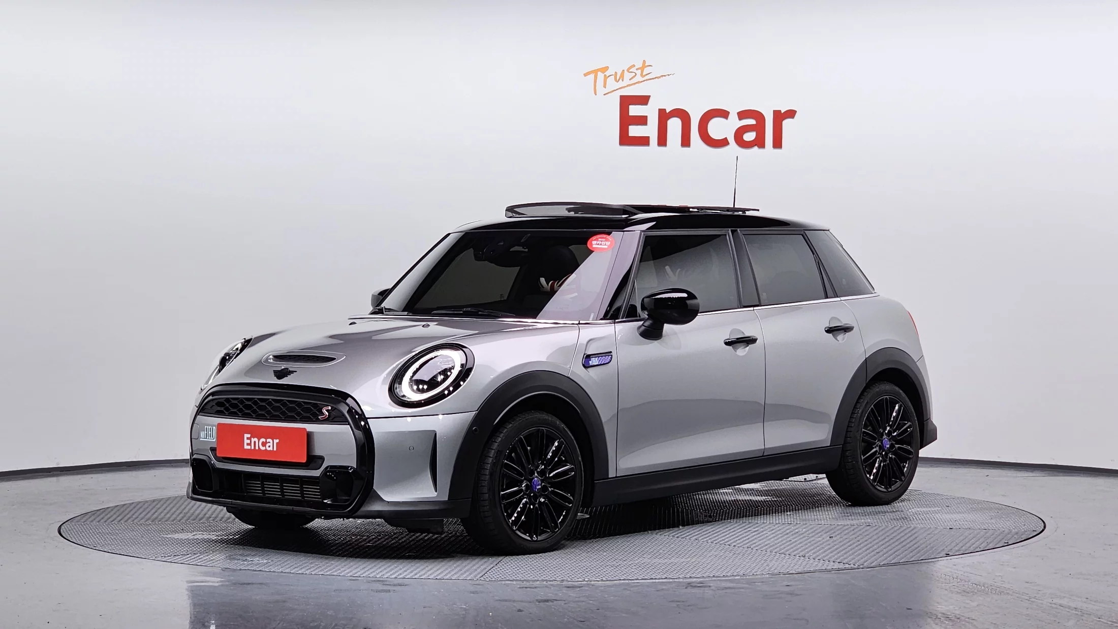 Mini Hatch III (F55/F56) Рестайлинг 2