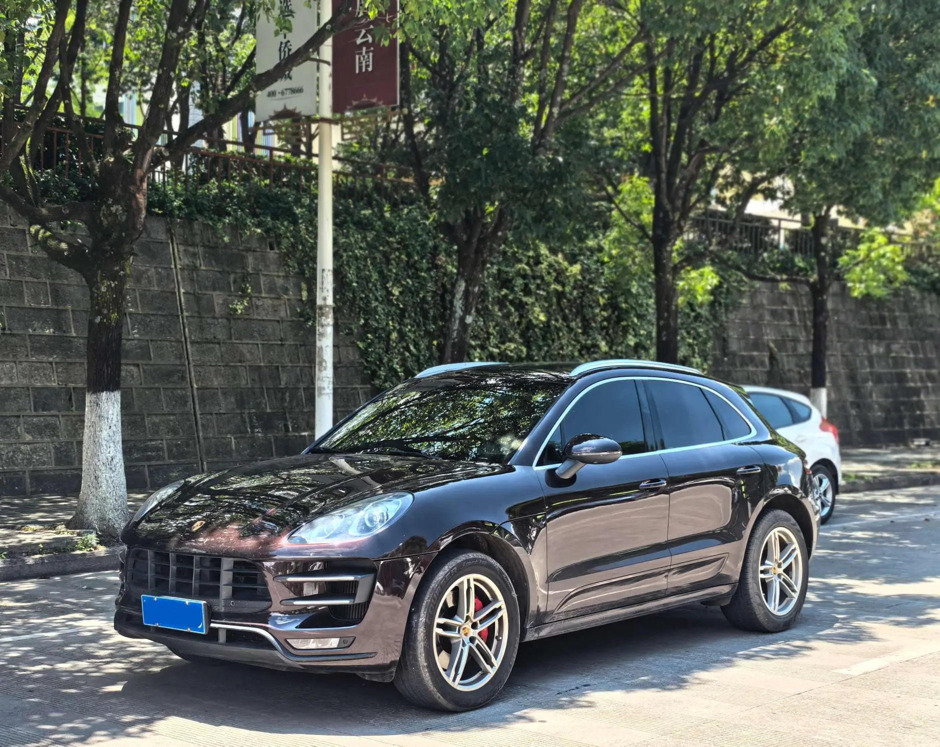 Porsche Macan I