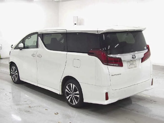 Toyota Alphard III Рестайлинг