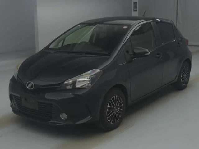 Toyota Vitz Лот № 78009 2015