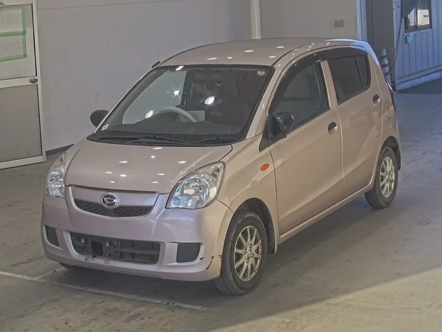 Daihatsu Mira VII