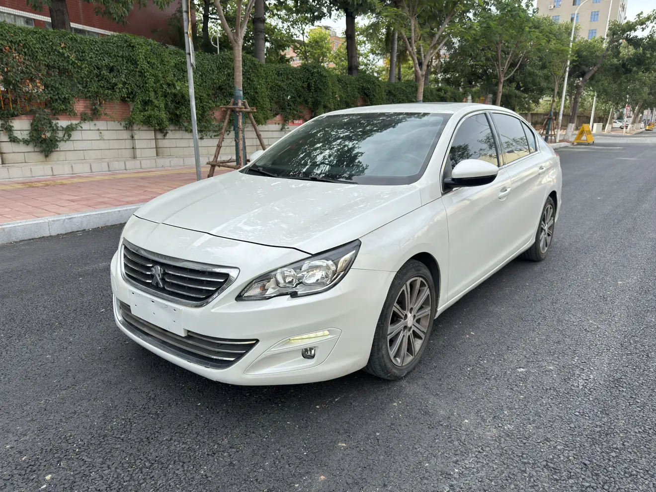 Peugeot 408 II