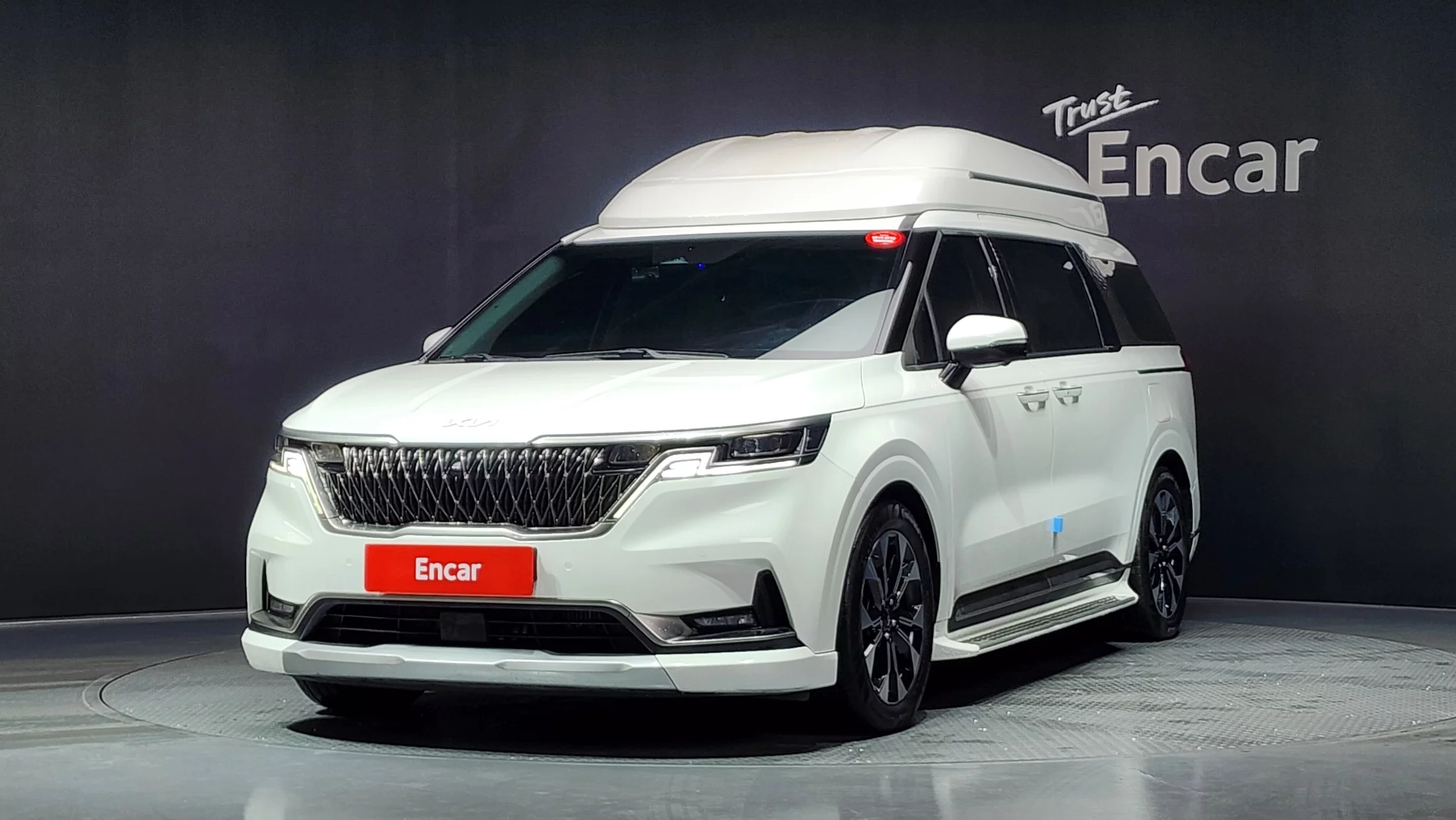 Kia Carnival 9-Seater Hi-Limousine Signature 2021