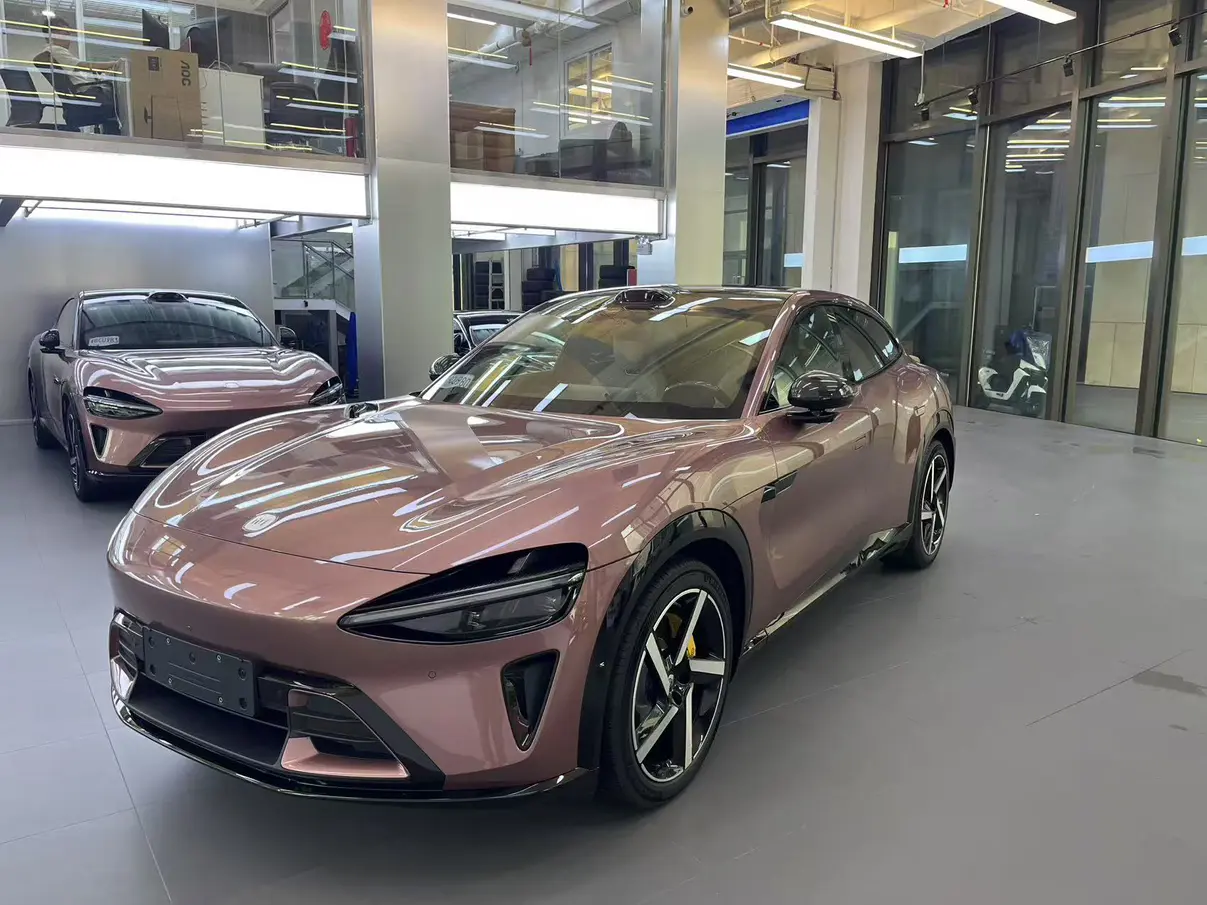 Xiaomi Car Xiaomi Yu7 №20096219 2025