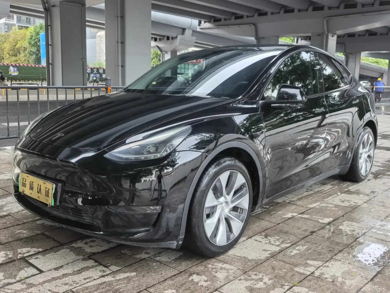 Tesla Model Y I