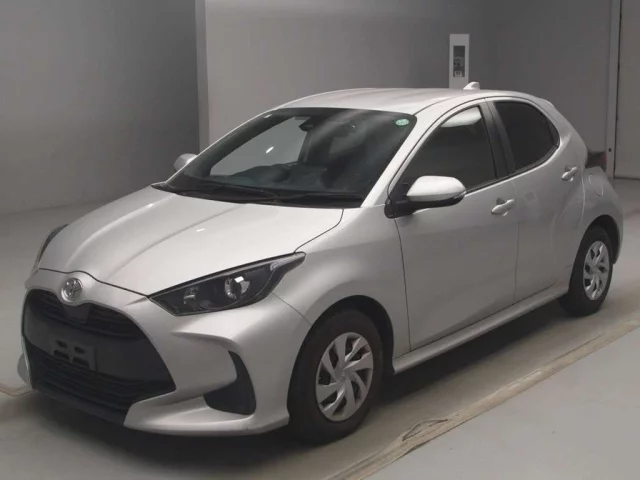 Toyota Harrier IV (XU80)