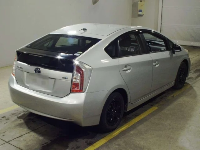 Toyota Prius Лот № 2014
