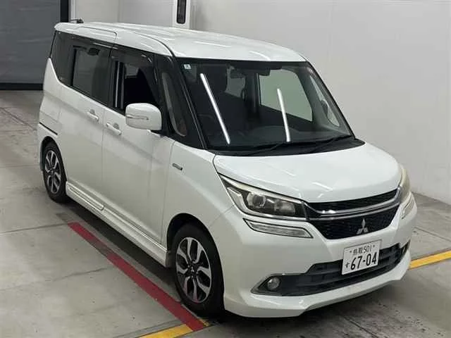 Mitsubishi Delica V