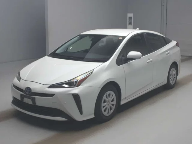 Toyota Prius IV (XW50)