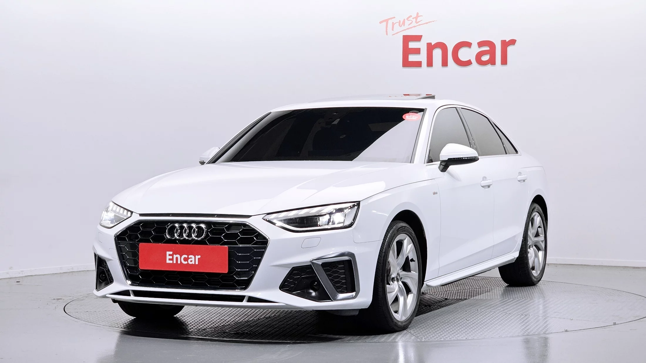 Audi A4 V (B9) Рестайлинг