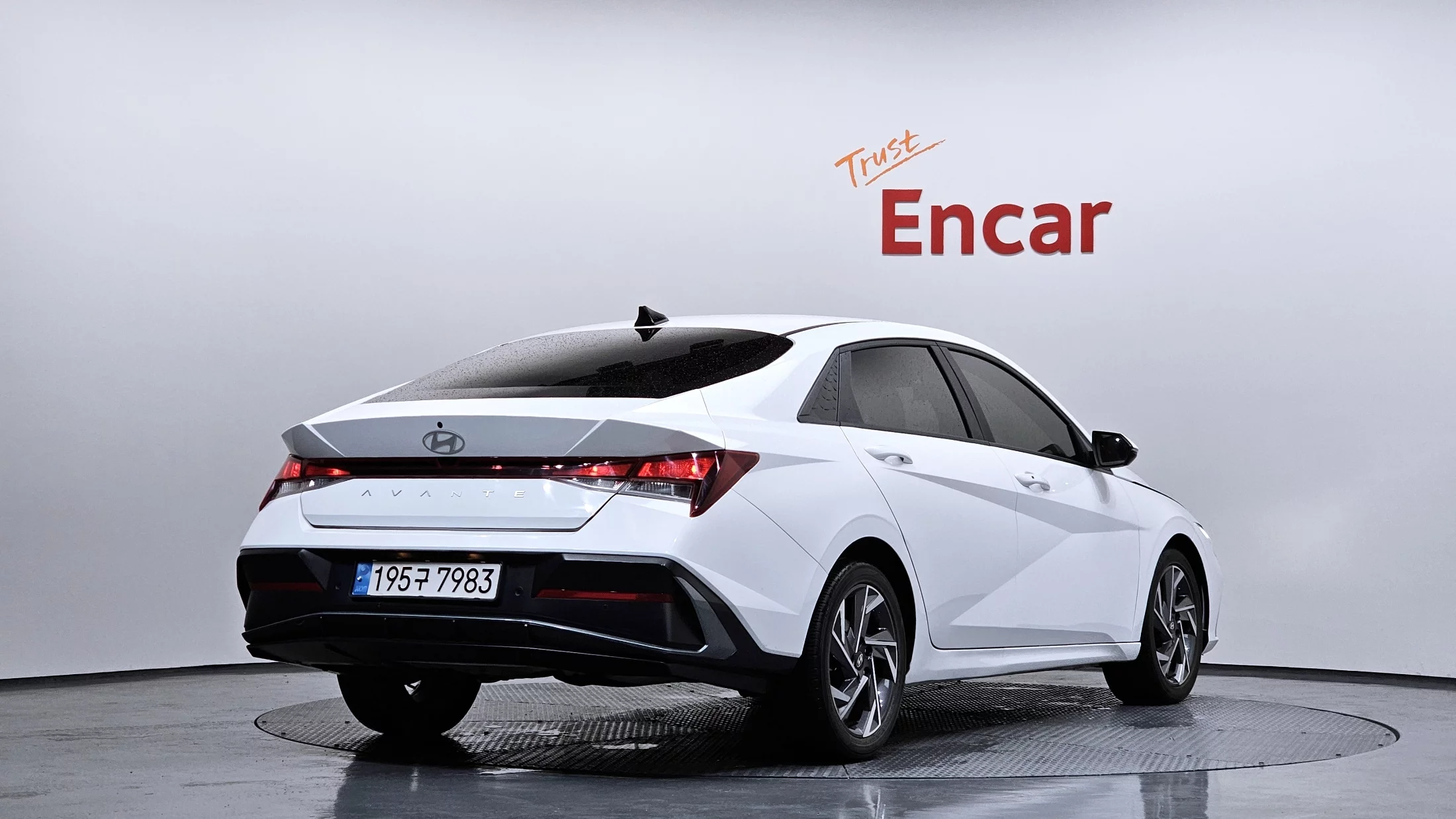 Hyundai Avante (Хендай Элантра) 1.6 Modern 2023