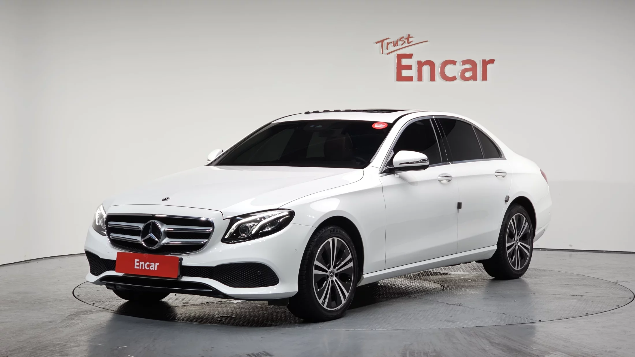 Mercedes-Benz E-Класс 2020