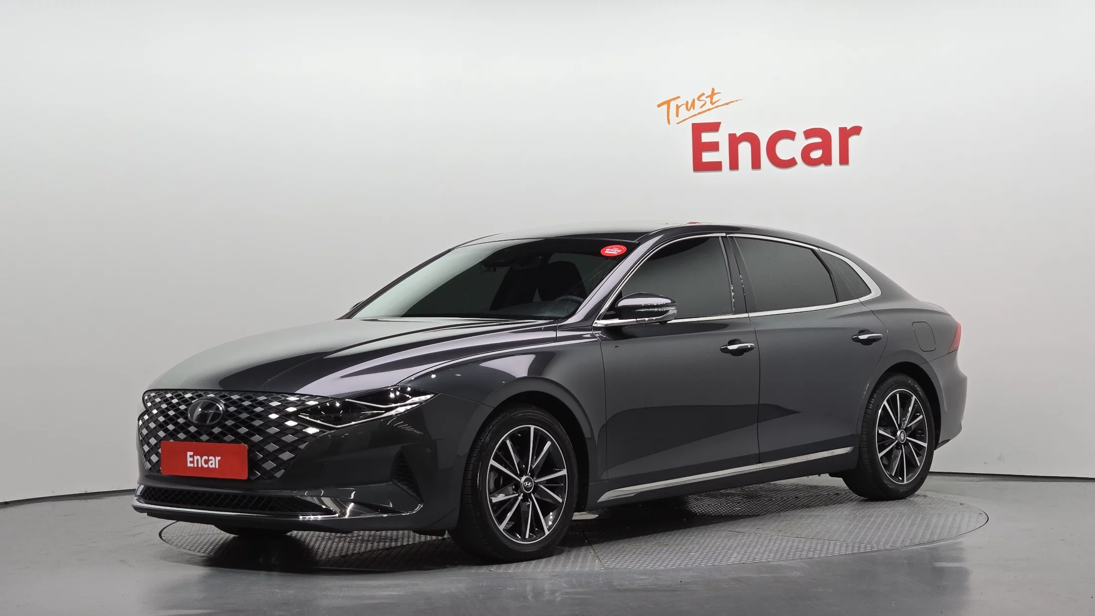 Hyundai Grandeur 2.5 Le Blanc 2022