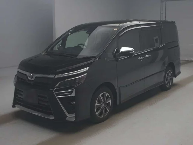 Toyota Voxy III (R80) Рестайлинг