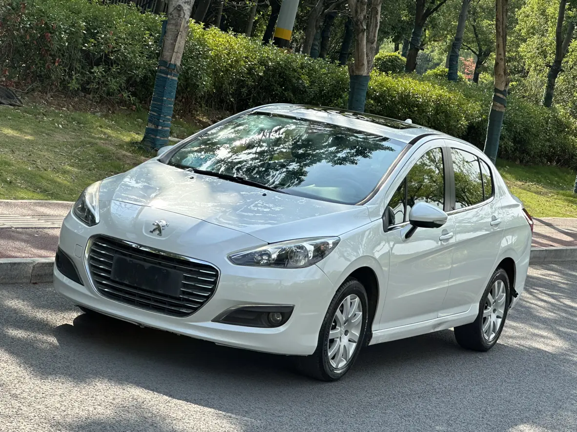 Peugeot 308 II