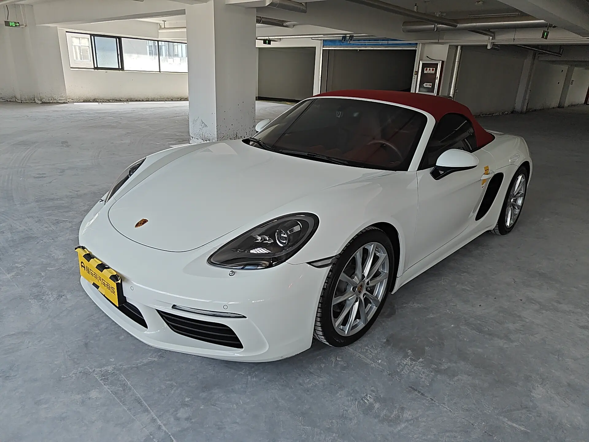 Porsche 718 №20318947 2023