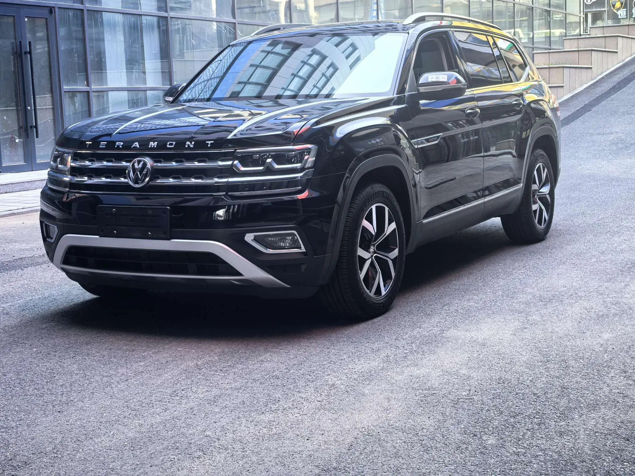 Volkswagen Teramont I