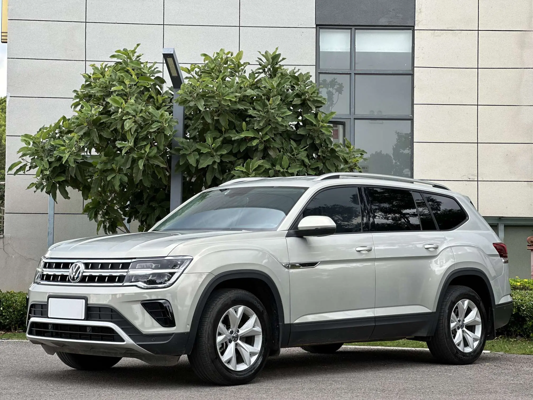 Volkswagen Teramont I