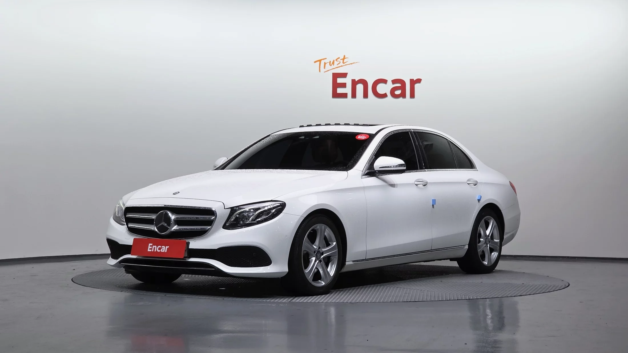 Mercedes-Benz E-Класс 2016