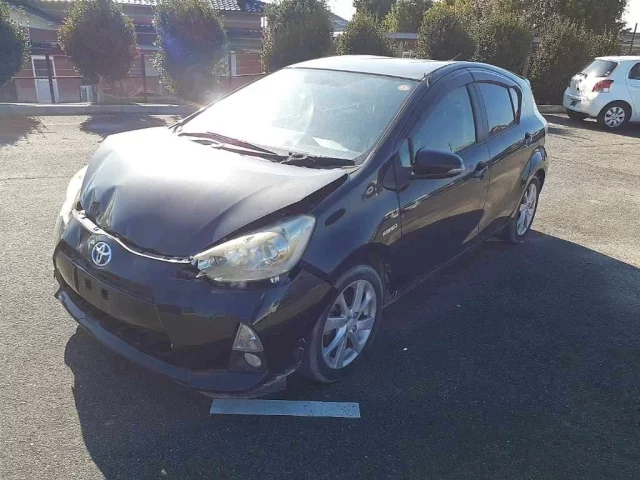 Toyota Aqua Лот № 75080 2012