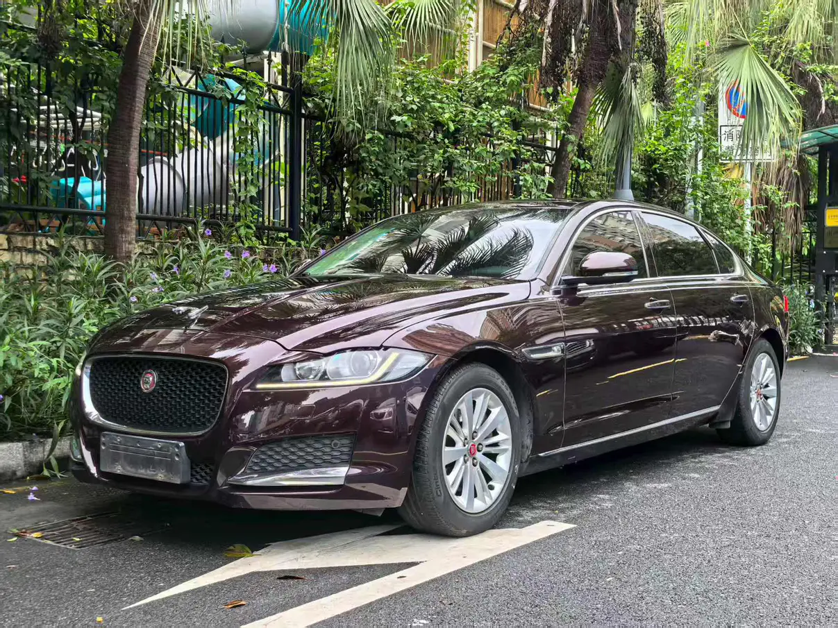 Jaguar XF II