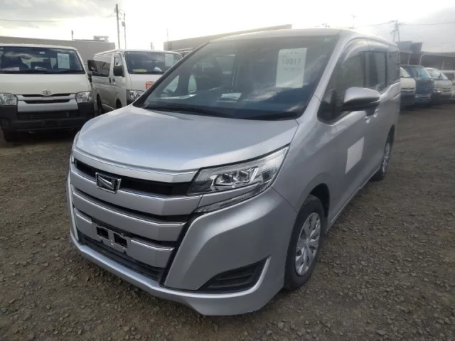 Toyota Noah III (R80) Рестайлинг