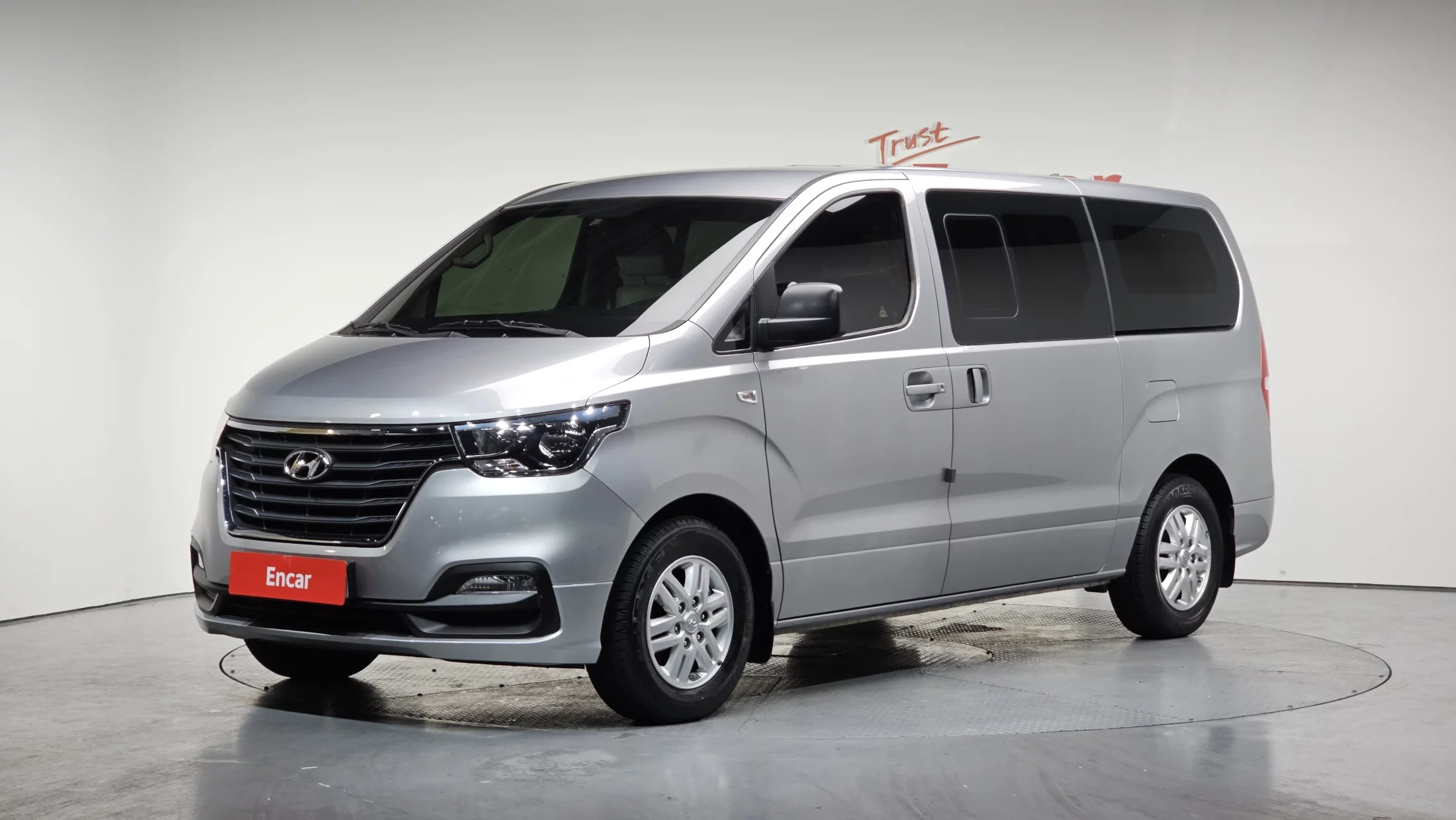 Hyundai Starex 2020