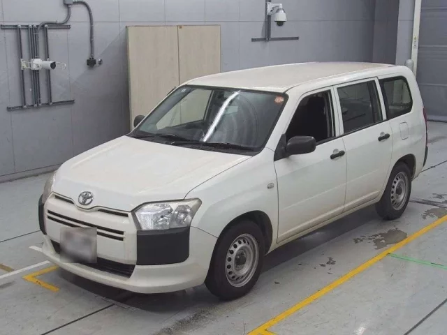 Toyota Succeed I Рестайлинг