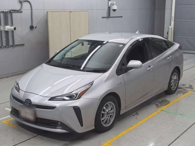 Toyota Prius Лот № 30710 2019