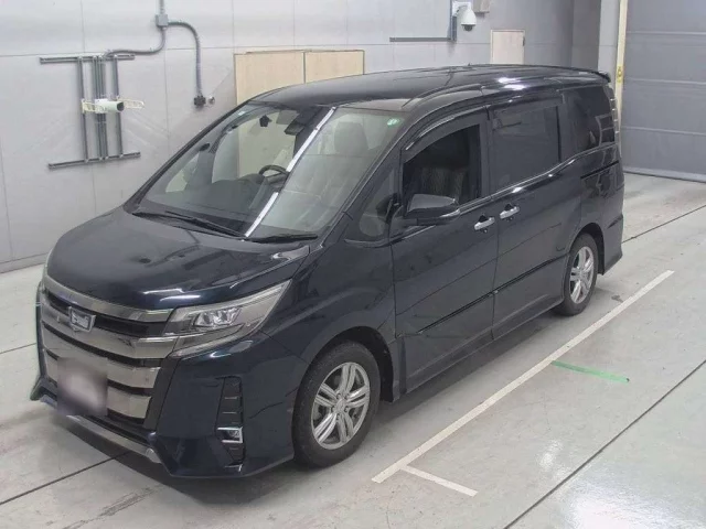 Toyota Noah III (R80) Рестайлинг