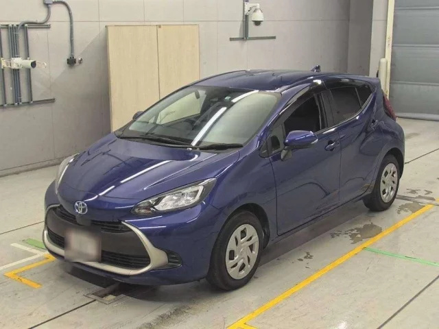 Toyota Aqua II