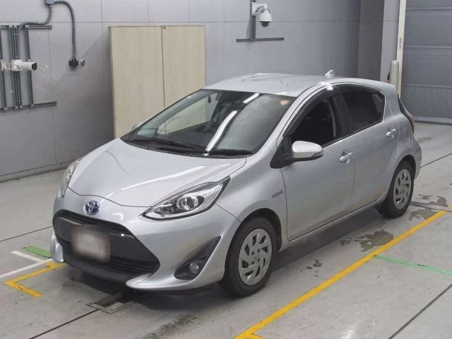 Toyota Aqua I Рестайлинг