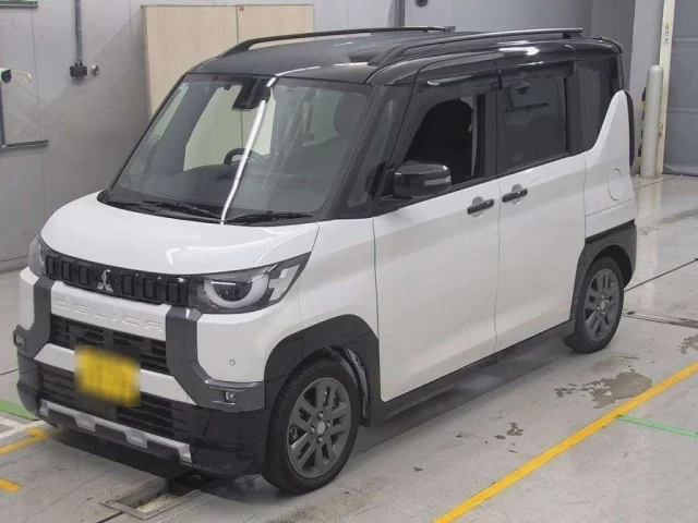 Mitsubishi Delica