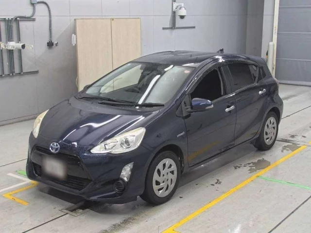 Toyota Aqua Лот № 30405 2017