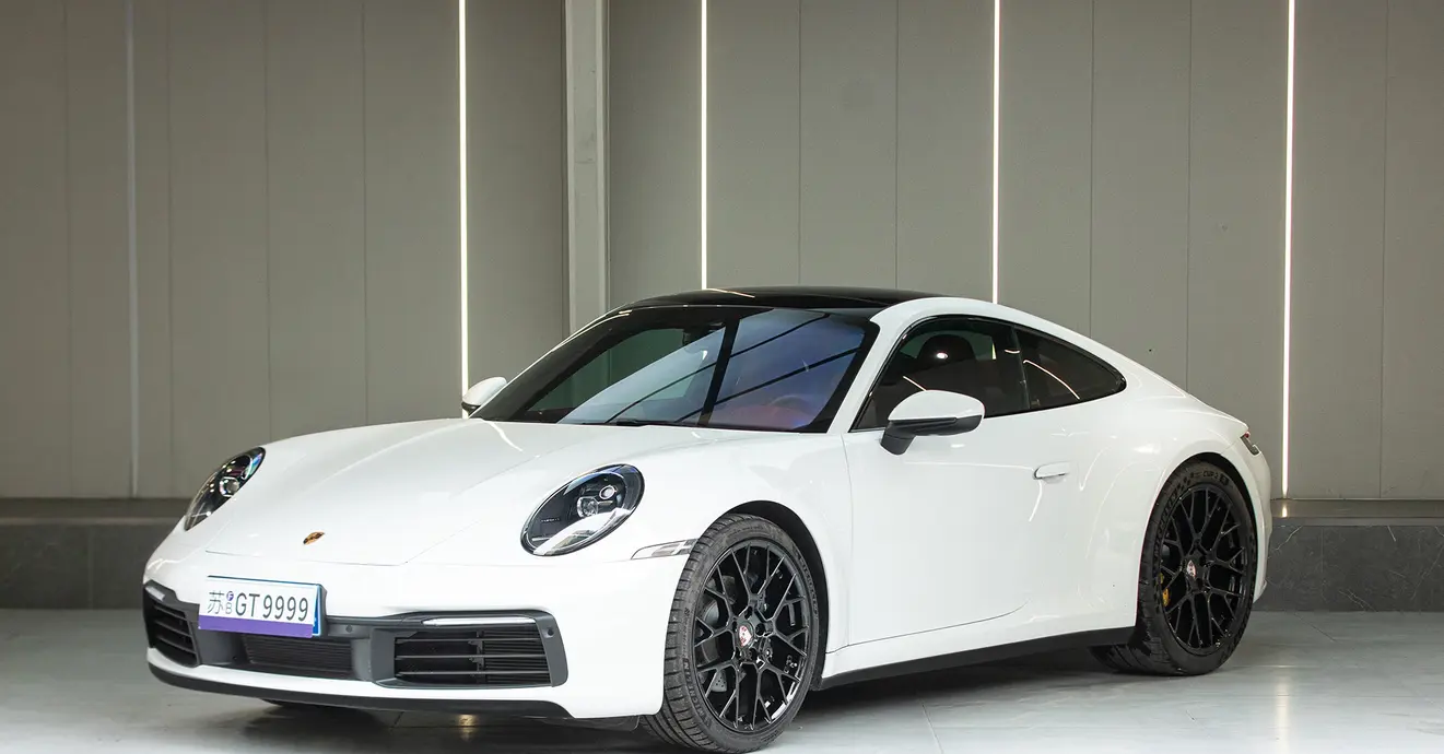 Porsche 911 VIII (992)