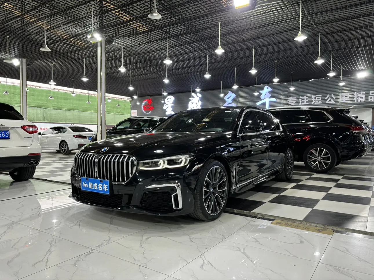 BMW 7 серии VI (G11/G12) Рестайлинг