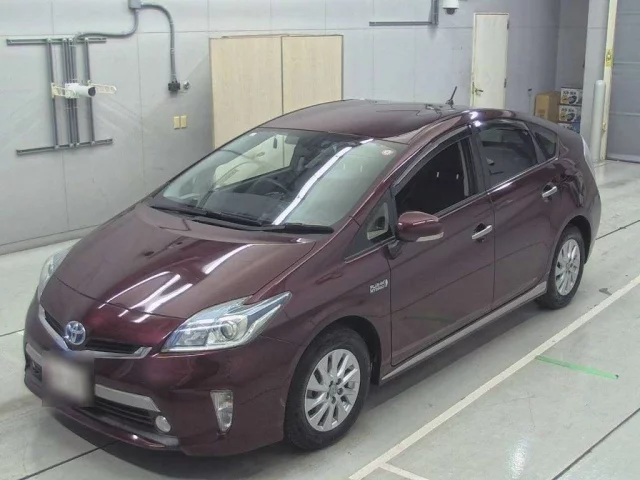 Toyota Prius Phv Лот № 11096 2014