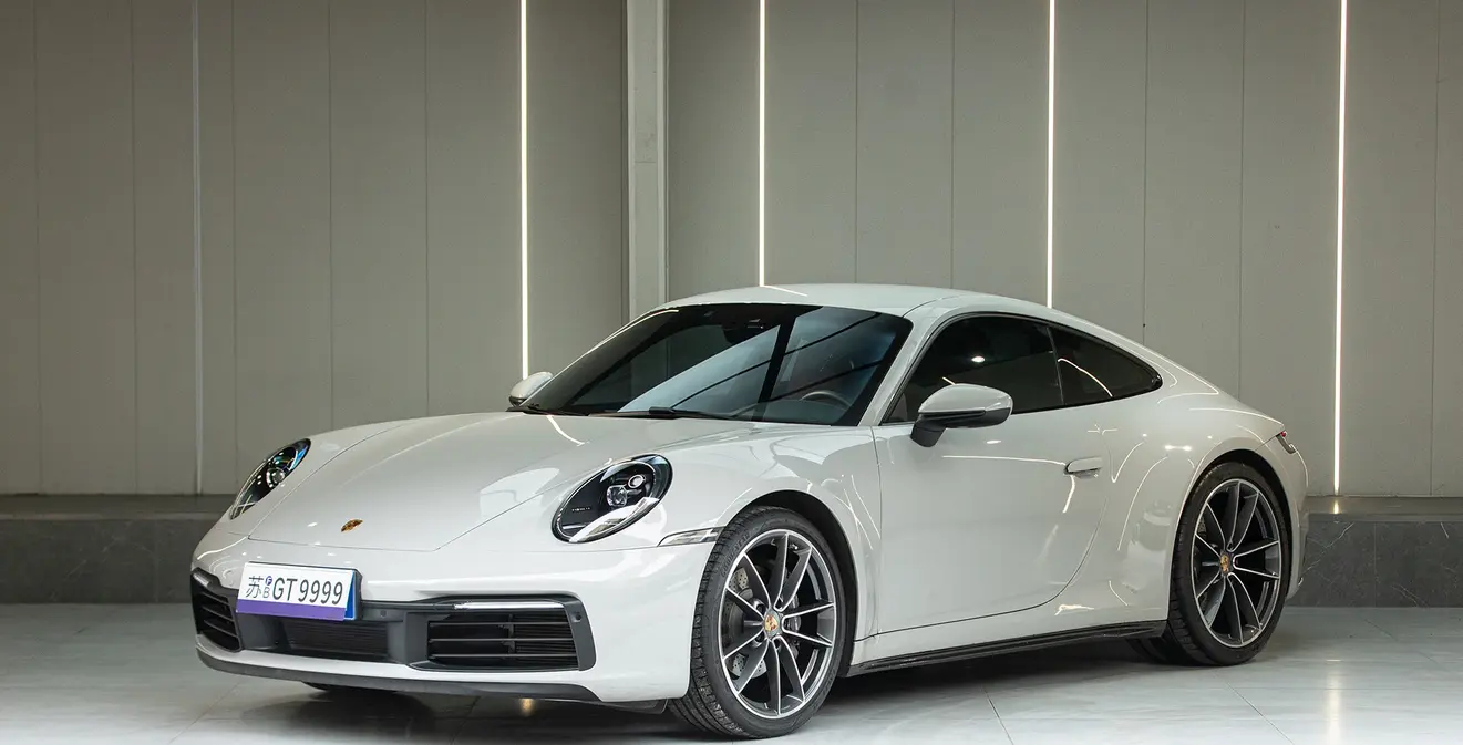 Porsche 911 VIII (992)