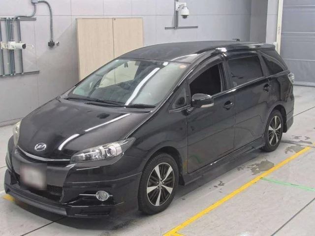 Toyota Wish II Рестайлинг