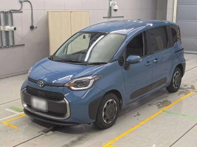 Toyota Sienta III