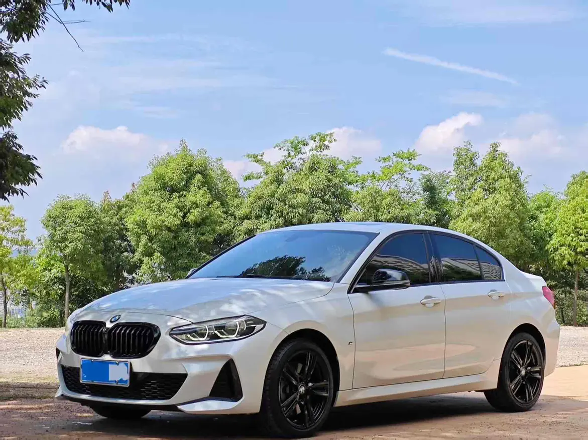 BMW 1 серии III (F40)