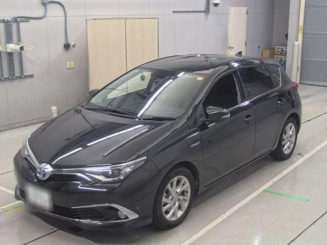 Toyota Auris II Рестайлинг