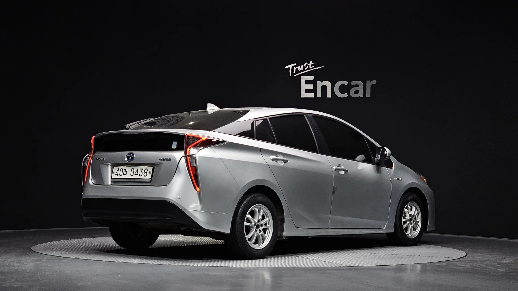 Toyota Prius IV (XW50)